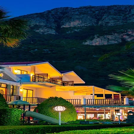 Hotell Karbel Sun 3*